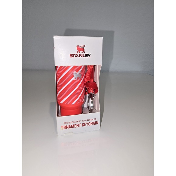 Stanley 40oz S H2.0 FlowState Quencher Tumbler Candy Cane Twist W/ Keychain - Picture 12 of 13